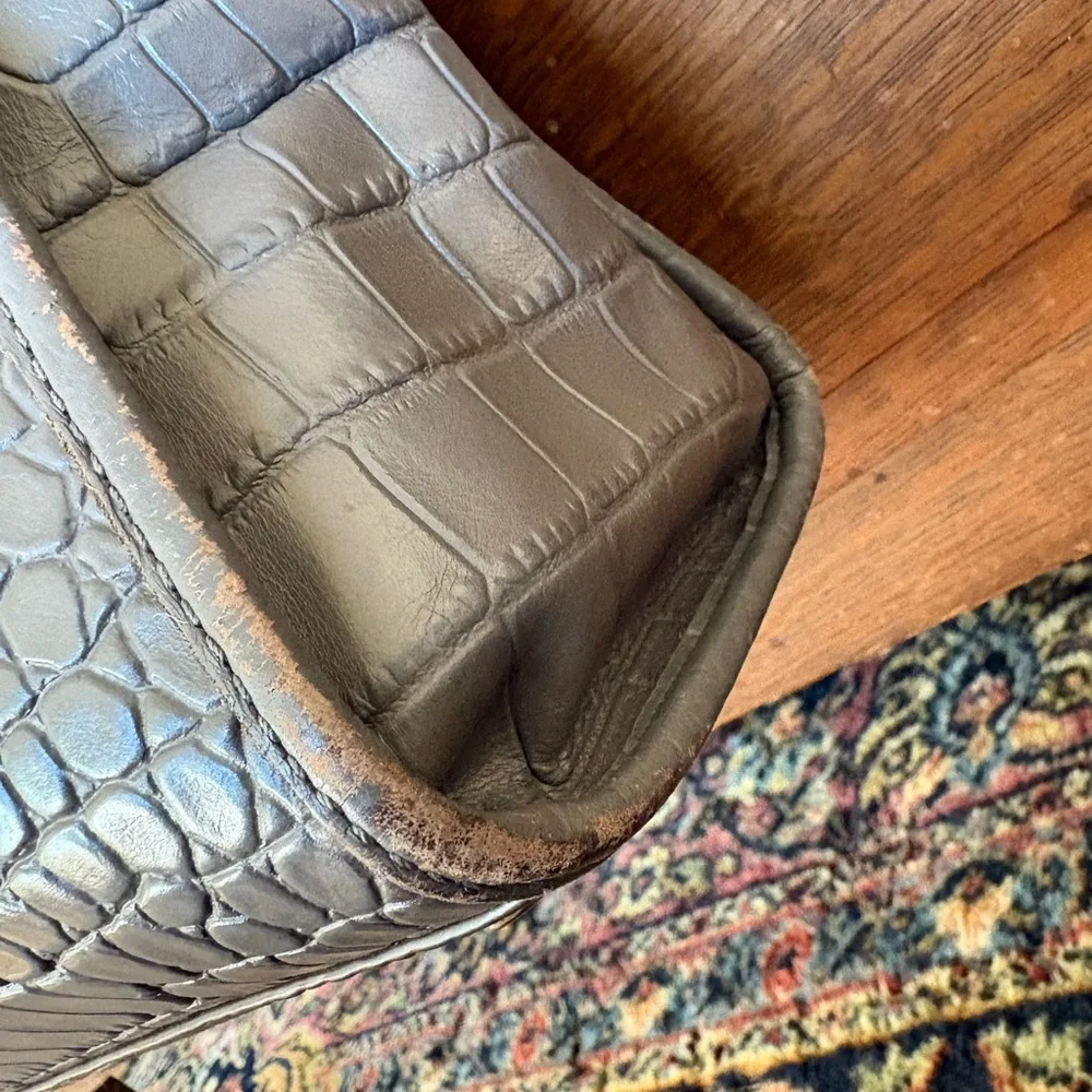 Kate Spade Vanston Croc Jackson Gray Embossed Leather Gold Hardware